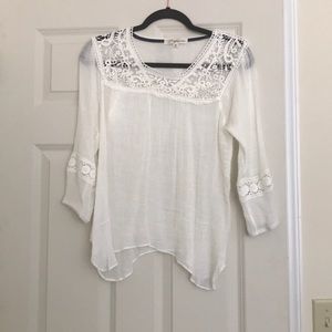 Quarter sleeve white top